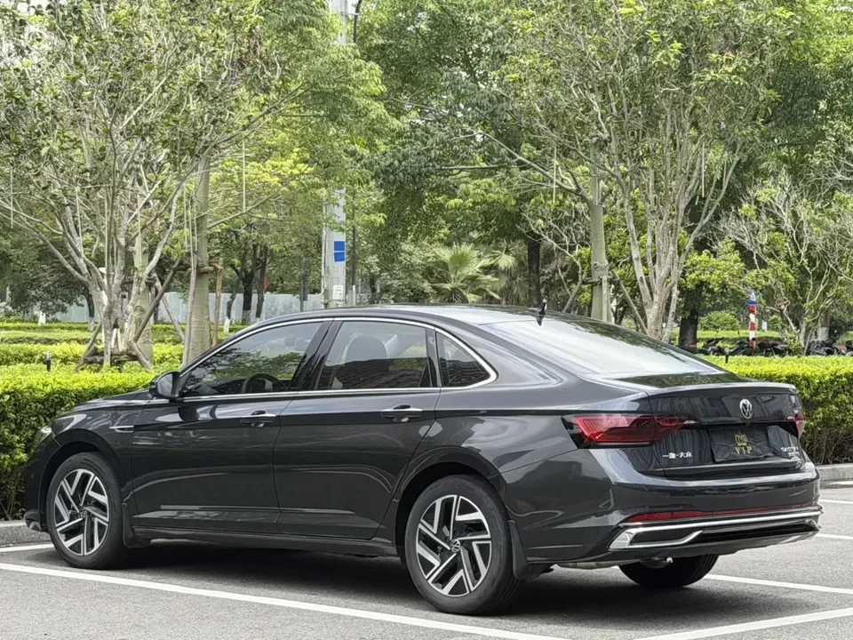 Volkswagen Sagitar Sagitar 2024 300TSI DSG Beyond Edition 2024 — thumbnail 4