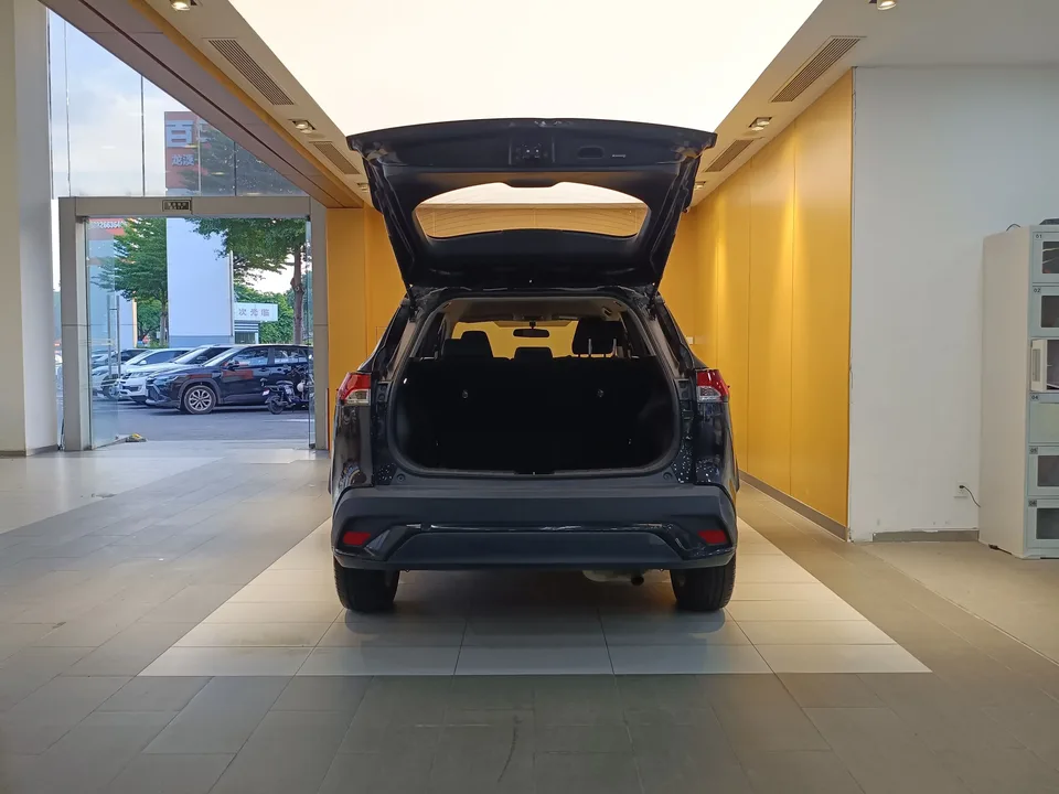 Toyota Frontlander Fenglanda 2023 2.0L CVT Elite Edition 2024 — thumbnail 5