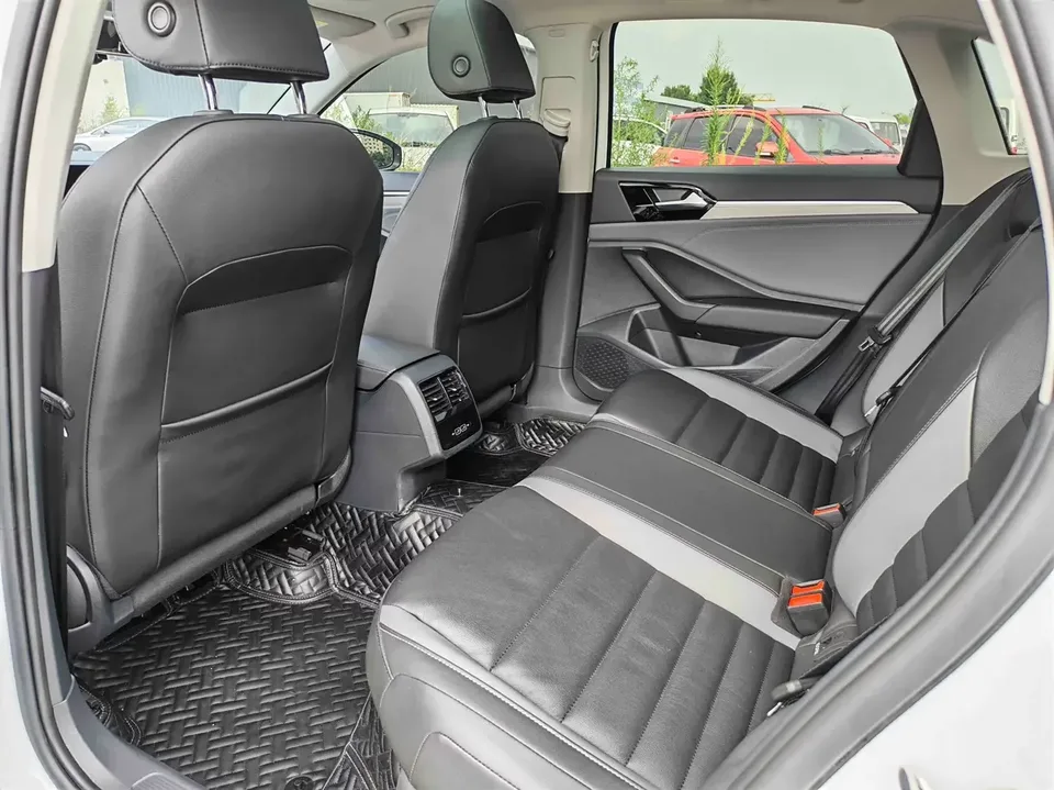 Volkswagen Sagitar Sagitar 2022 280TSI DSG Beyond Edition 2022 — thumbnail 3