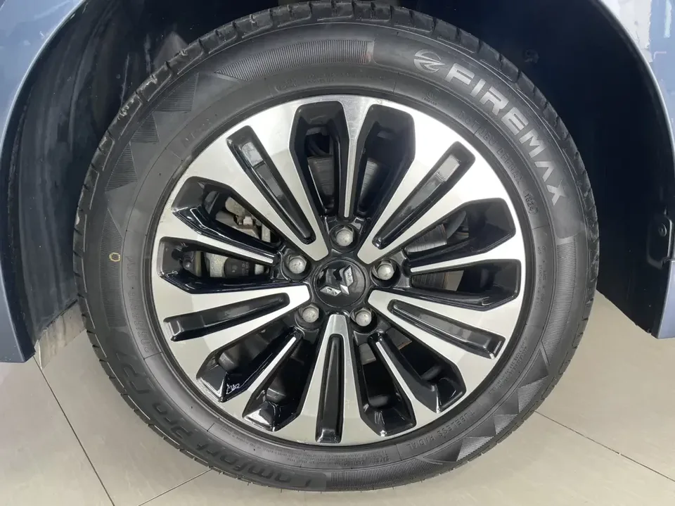 Wuling Jiachen Wuling Jiachen 2022 1.5T CVT Premium Flagship Model 2022 — thumbnail 4