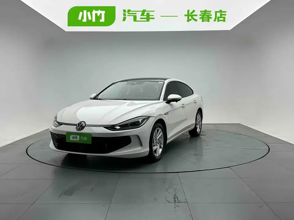 Volkswagen Lamando Lingdu 2022 Lingdu L 280TSI DSG Hot Edition 2022 — photo 1, buy with delivery to Moscow