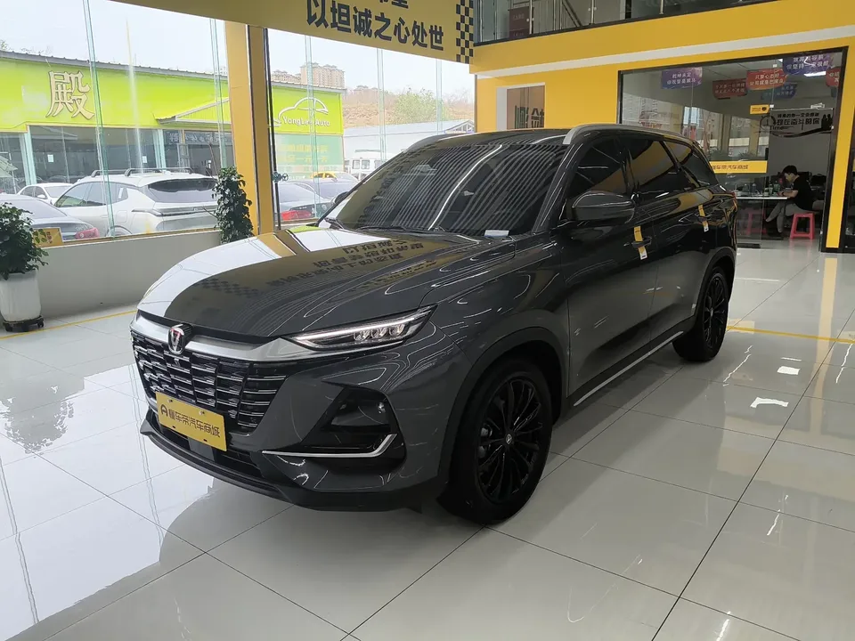 Changan CS75 Changan CS75 2026 PRO 1.5T DCT Premium 7-seater 2025 — photo 1, buy with delivery to Moscow