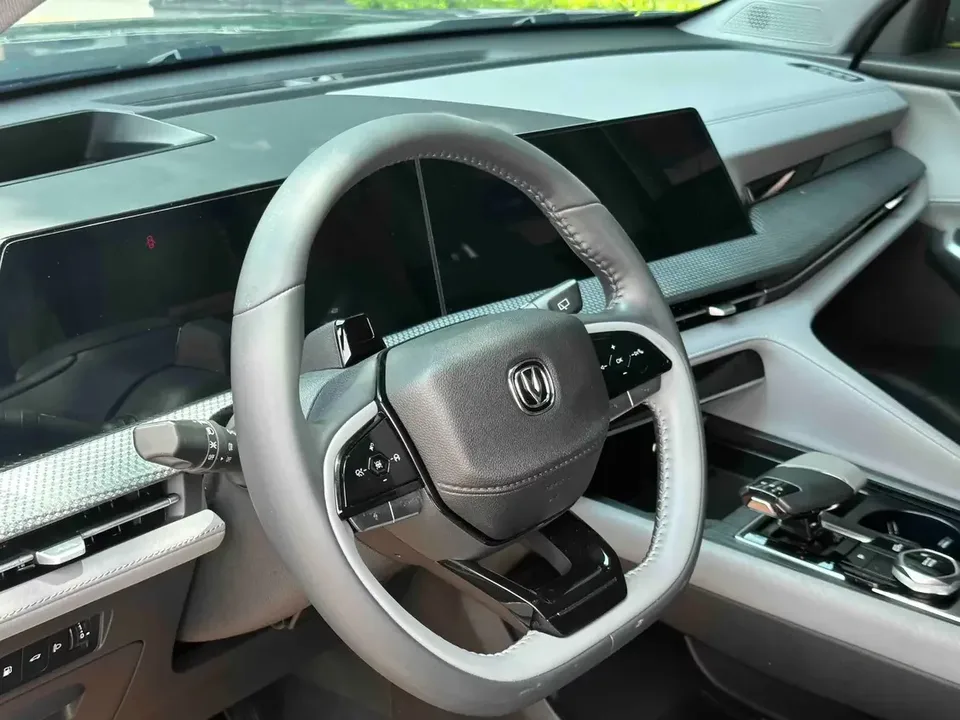 Changan CS75PLUS Changan CS75 PLUS 2022 Second generation 1.5T automatic pilot model 2023 — thumbnail 5