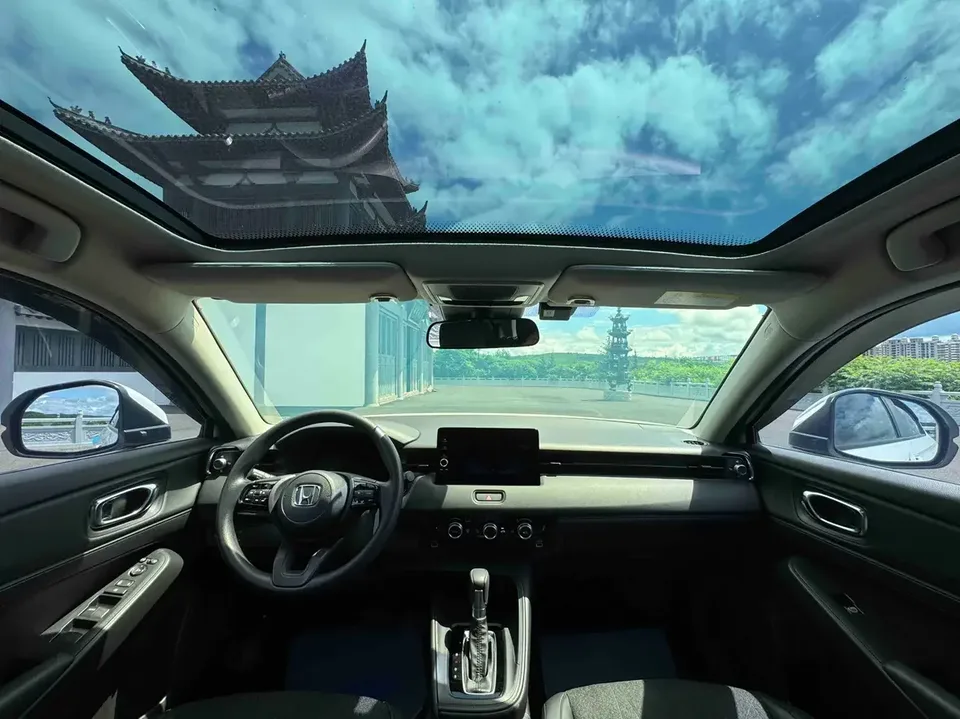 Honda VEZEL Binzhi 2023 1.5L CVT Technology Edition 2023 — thumbnail 4