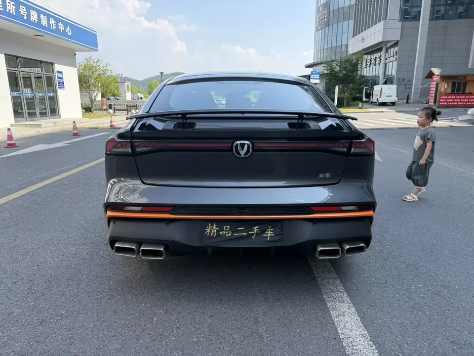 Changan UNI-V Changan UNI-V 2024 1.5T Premium Sports 2024 — thumbnail 2