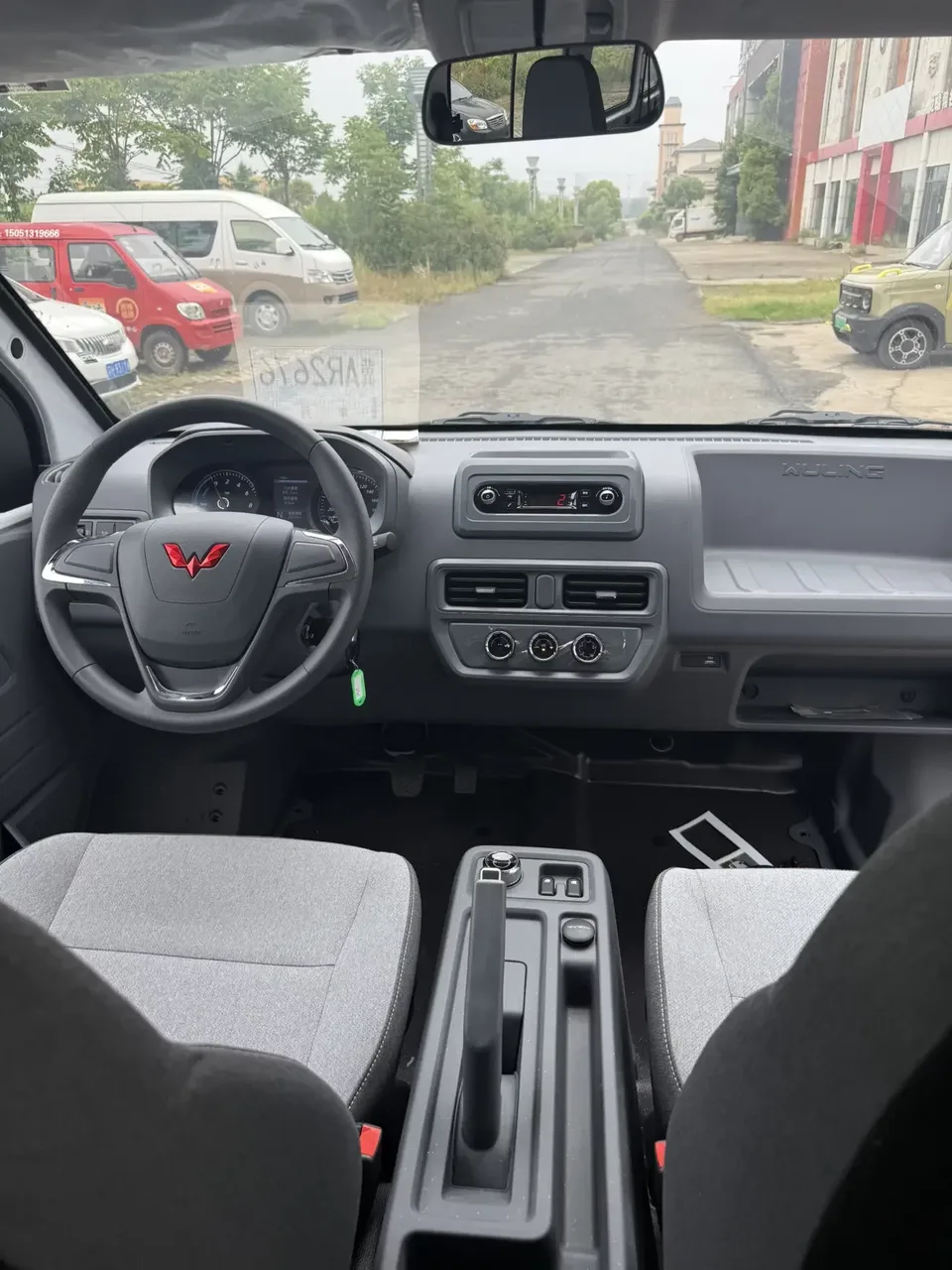Wuling Yangguang Wuling Yangguang 2024 300km Comfortable Bus Version 75kW 2026 — thumbnail 3
