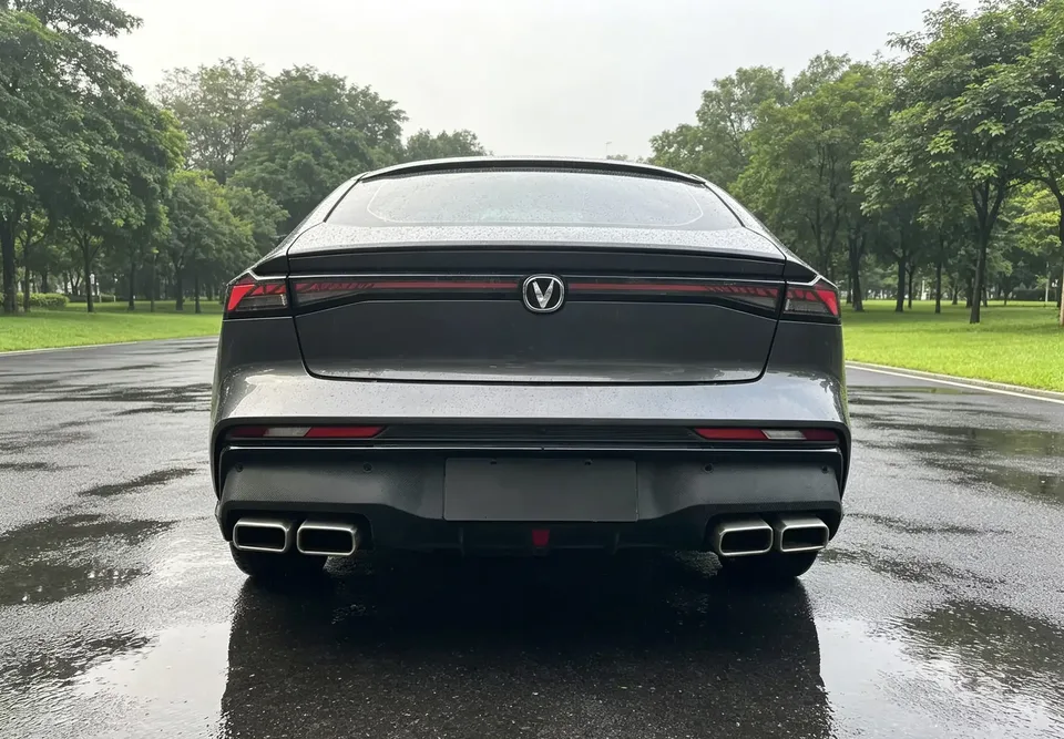 Changan UNI-V Changan UNI-V 2024 1.5T Premium Sports 2024 — thumbnail 2