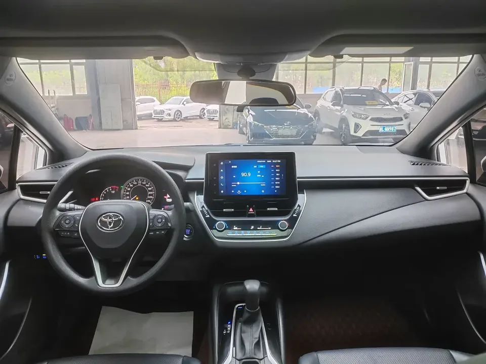 Toyota Levin Lei Ling 2022 185T CVT Deluxe Edition 2022 — thumbnail 4