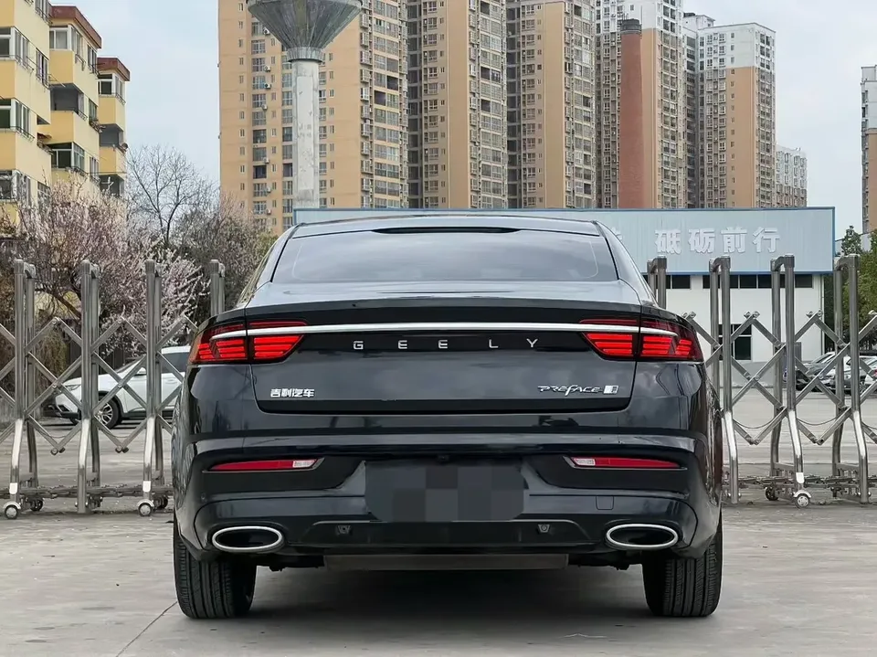 Geely Preface Xing Rui 2023 1.5T Fuyao Edition 2023 — миниатюра 2