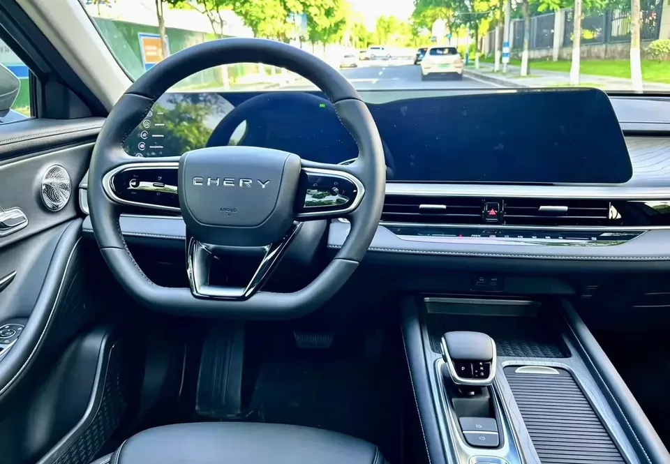 Chery Arrizo 8 Arrizo 8 2024 1.6TGDI DCT Intelligence 2024 — thumbnail 5