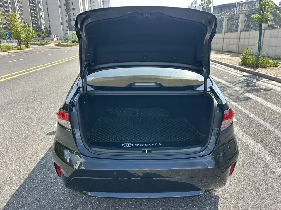 Toyota Levin Lei Ling 2022 185T CVT Deluxe Edition 2022 — thumbnail 5