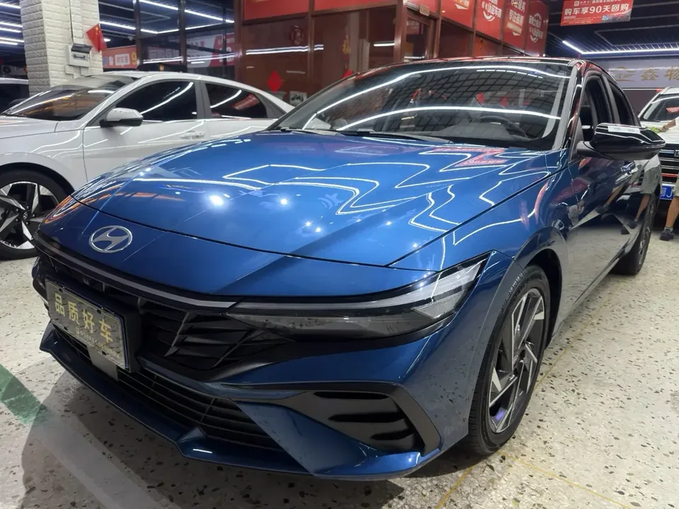 Hyundai Elantra Elantra 2023 1.5L CVT TOP Flagship Edition 2023 — фото 1, купить с доставкой в Москву