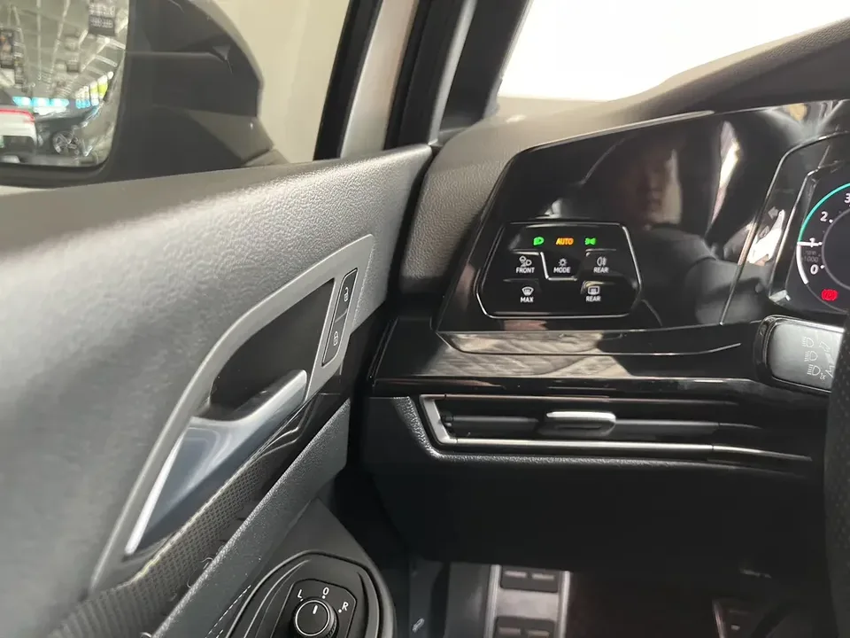 Volkswagen Golf golf 2021 280TSI DSG R-Line 2022 — thumbnail 4