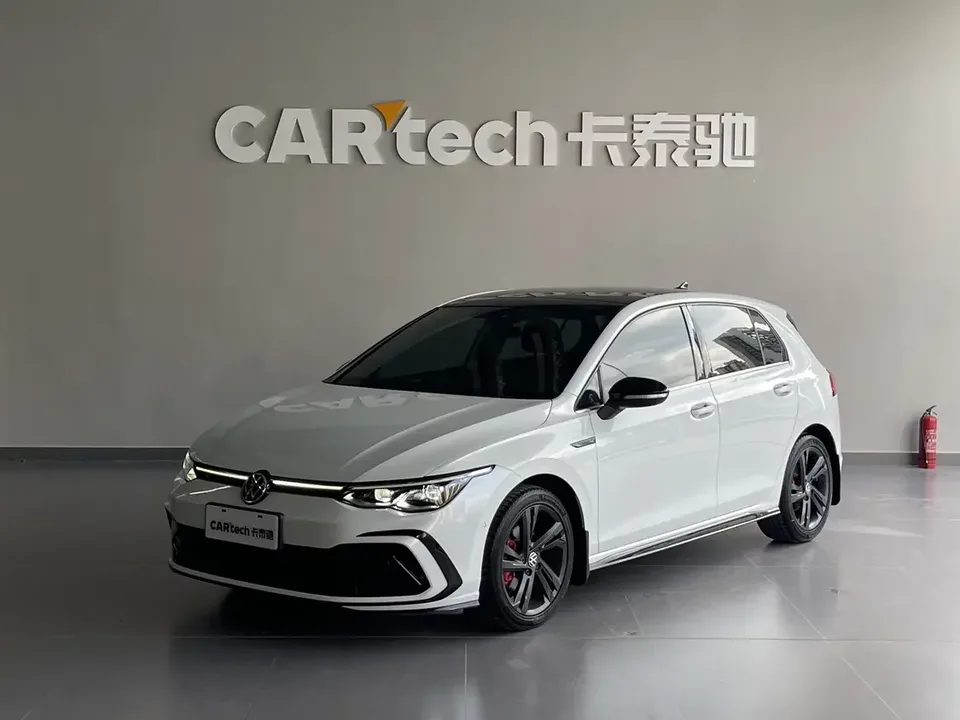 Volkswagen Golf golf 2021 280TSI DSG R-Line 2022 — photo 1, buy with delivery to Moscow