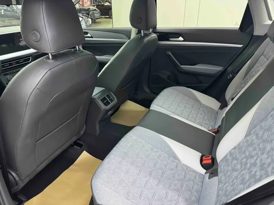 Volkswagen Lavida Lavida 2023 280TSI DSG Starry Sky Edition 2022 — thumbnail 3