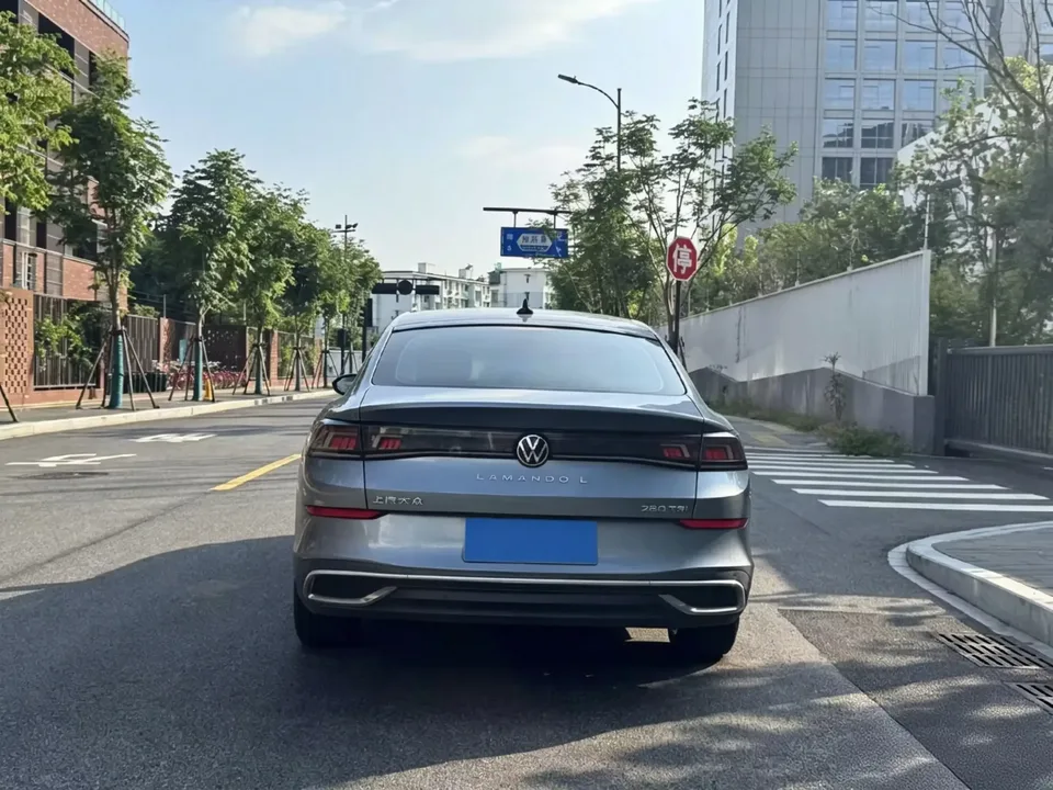Volkswagen Lamando Lingdu 2022 Lingdu L 280TSI DSG Cool Edition 2023 — thumbnail 2