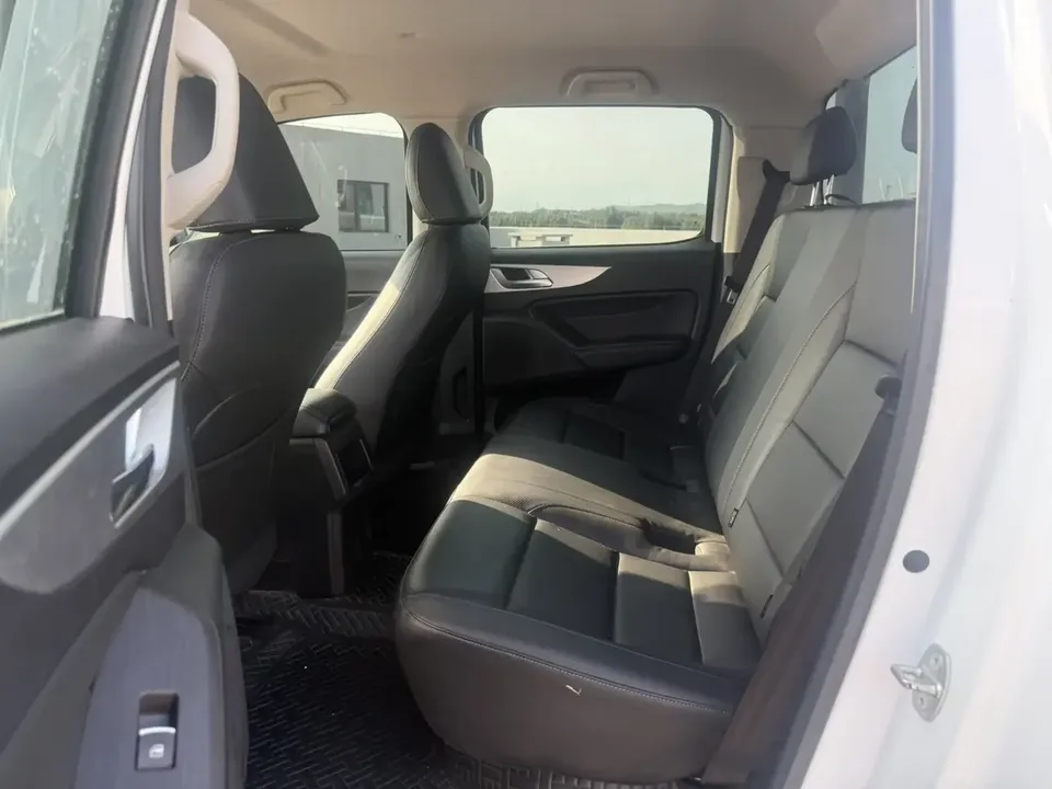 Great Wall Poer gun 2021 Commercial version 2.0T diesel automatic four-wheel drive elite long box GW4D20M 2022 — thumbnail 3
