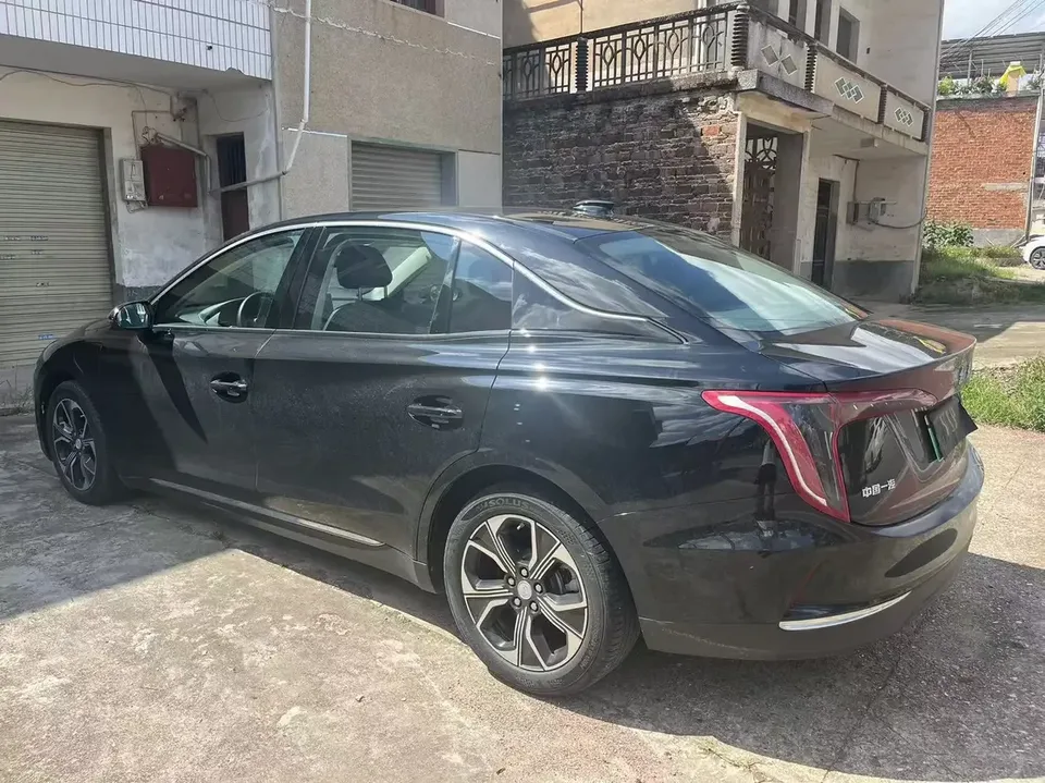 Hongqi E-QM5 Hongqi E-QM5 2021 Online Charging T3 Version 5 Seaters 2022 — thumbnail 2