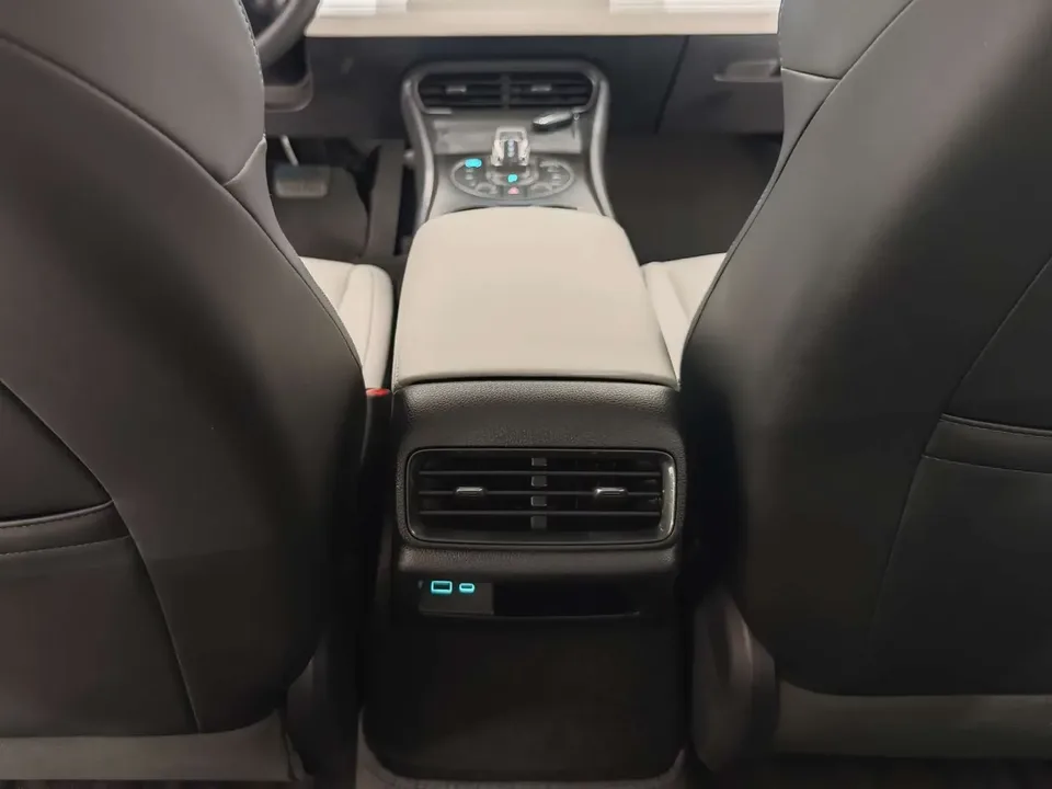 BYD Seal 05DM Seal 05DM 2025 DM-i 120KM flagship version 2025 — thumbnail 3