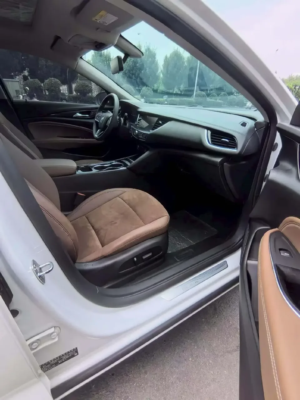 Buick Majesty Majesty 2022 552T Smart 2022 — thumbnail 2