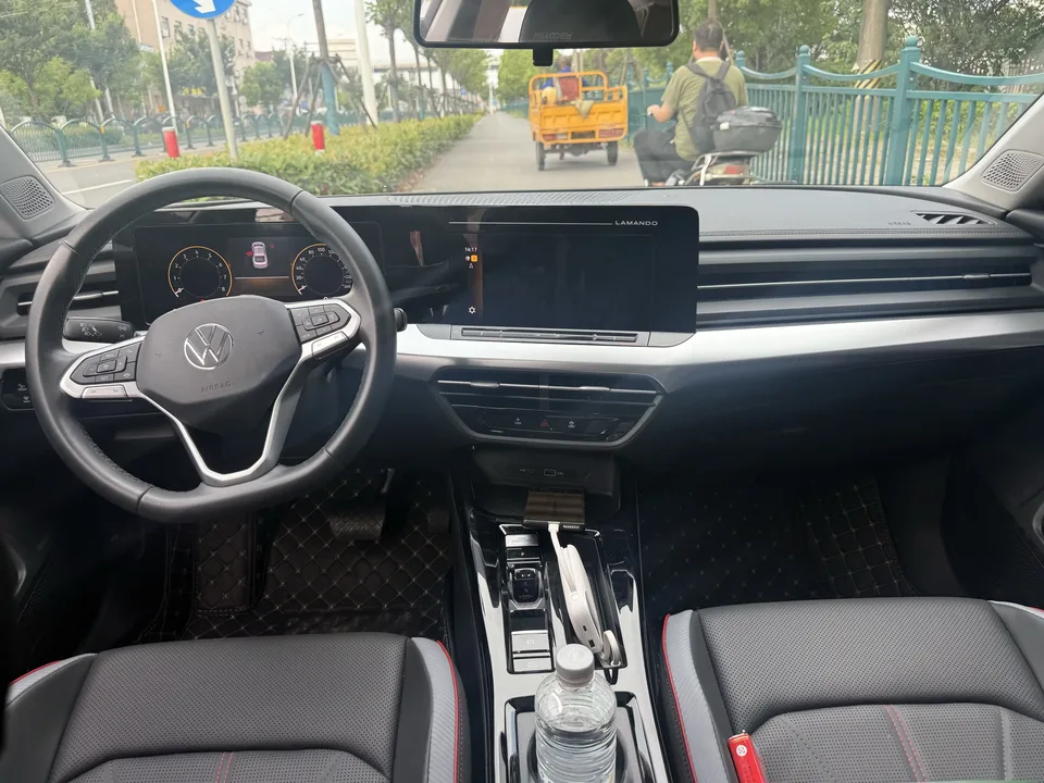 Volkswagen Lamando Lingdu 2022 Lingdu L 280TSI DSG Hot Edition 2022 — thumbnail 3