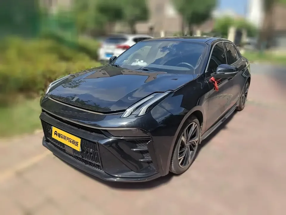 Lynk & Co 03 Lynk & Co 03 2023 1.5TD DCT Jin Plus 2023 — photo 1, buy with delivery to Moscow