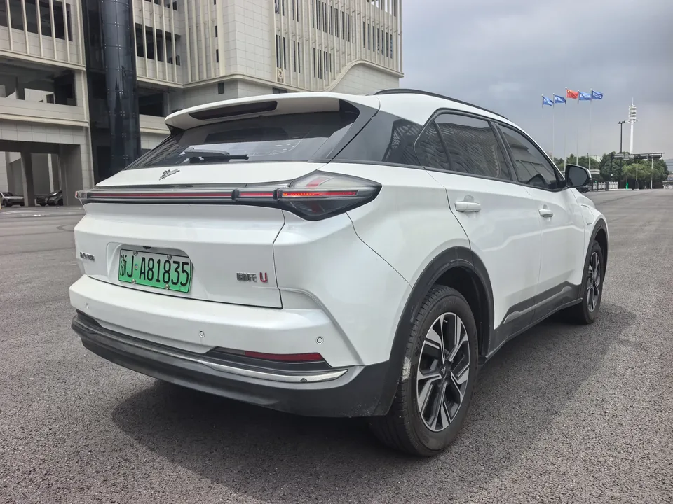 Hozon Neta U NezhaU 2022 U- 400 Lite 2023 — thumbnail 2