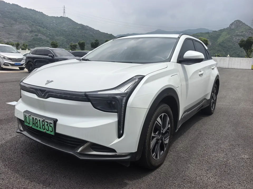 Hozon Neta U NezhaU 2022 U- 400 Lite 2023 — photo 1, buy with delivery to Moscow