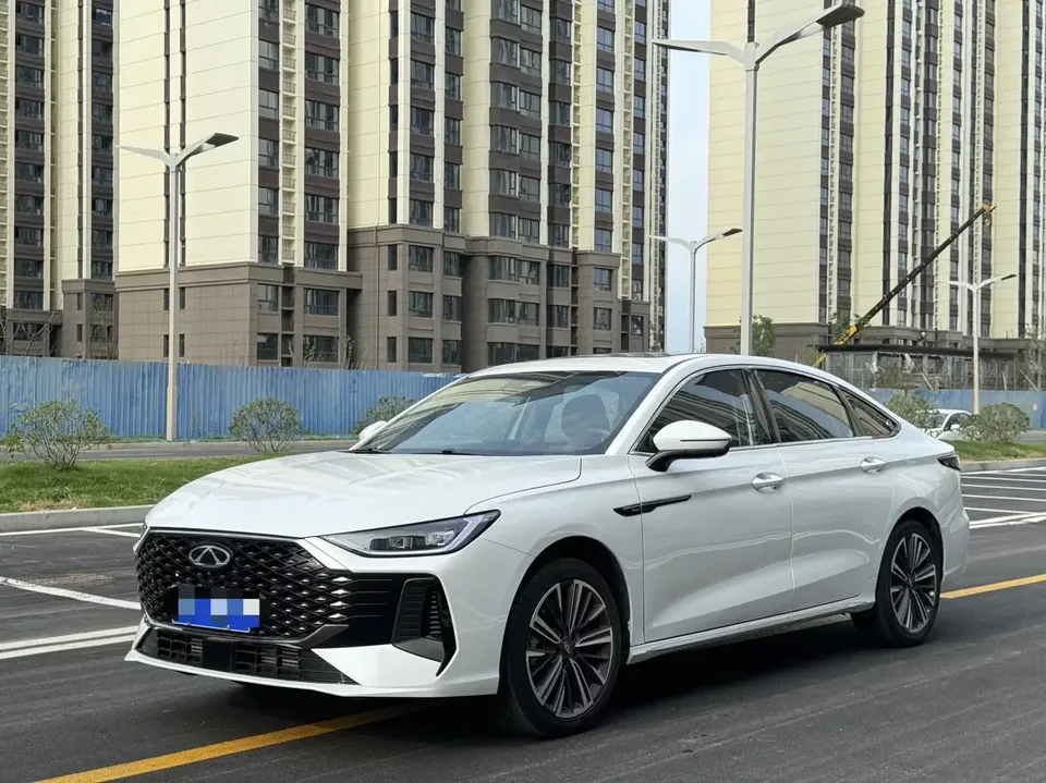 Chery Arrizo 8 PRO Arrizo 8 PRO 2025 1.6T DCT Luxury Model 2025 — photo 1, buy with delivery to Moscow