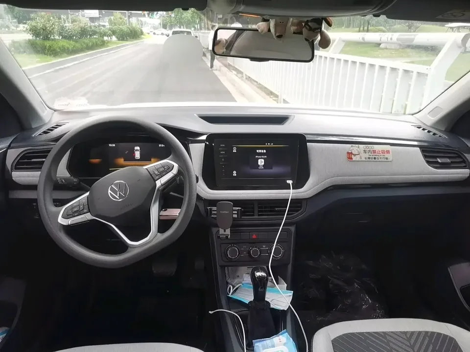 Volkswagen Tharu tuyue 2025 New 1.5L Ruijin Edition 2025 — thumbnail 2