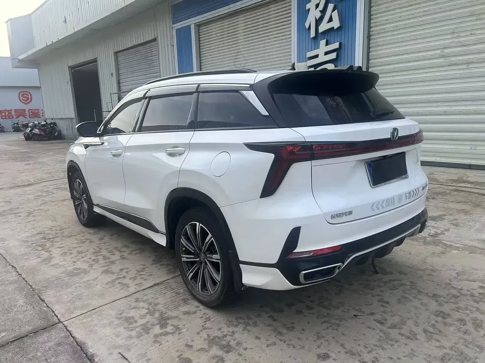 Changan CS75PLUS Changan CS75 PLUS 2023 The third generation 1.5T automatic premium model 2024 — thumbnail 4