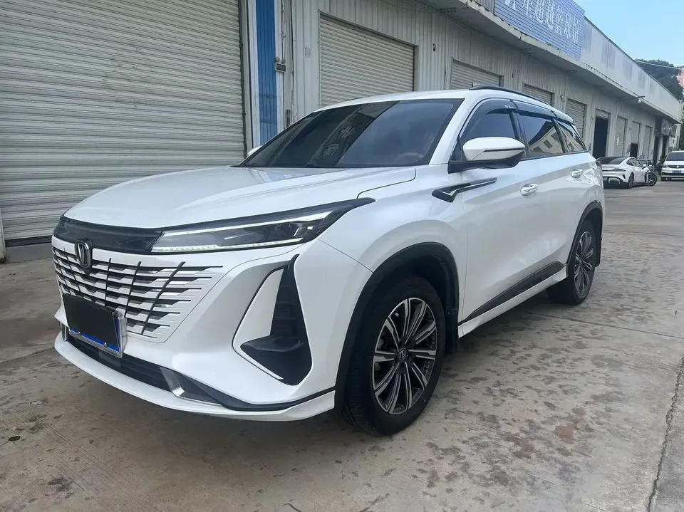 Changan CS75PLUS Changan CS75 PLUS 2023 The third generation 1.5T automatic premium model 2024 — photo 1, buy with delivery to Moscow
