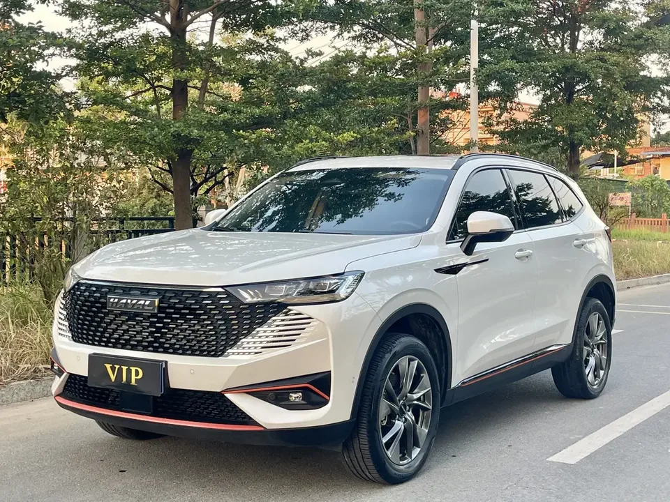 Haval H6 Haval H6 2021 Third Generation 1.5GDIT Automatic Supreme Edition 2022 — photo 1, buy with delivery to Moscow