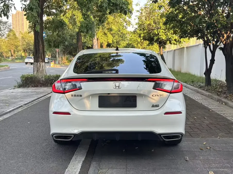 Honda CIVIC Civic 2023 HATCHBACK 240TURBO CVT Extreme Edition 2022 — thumbnail 2