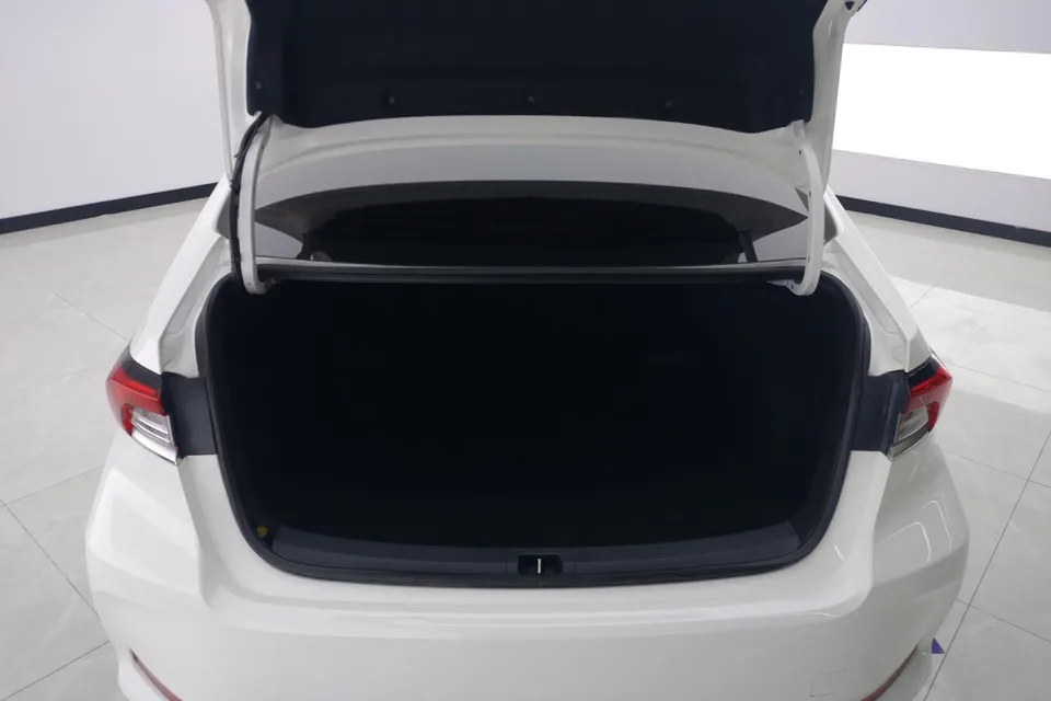 Toyota Corolla Corolla 2021 Dual Engine 1.8L E-CVT Elite Edition 2022 — thumbnail 5