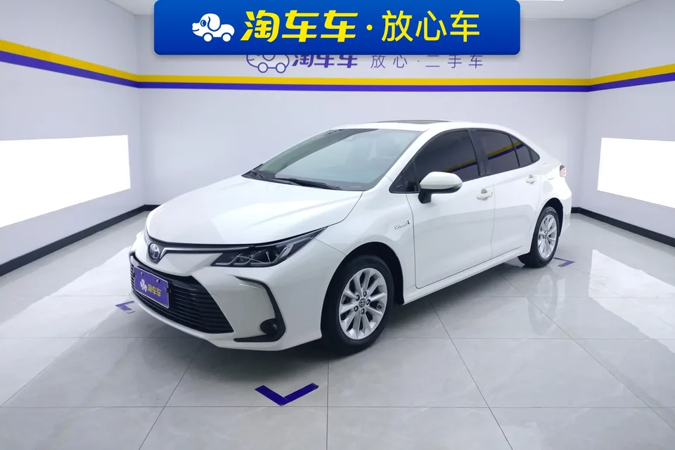 Toyota Corolla Corolla 2021 Dual Engine 1.8L E-CVT Elite Edition 2022 — photo 1, buy with delivery to Moscow