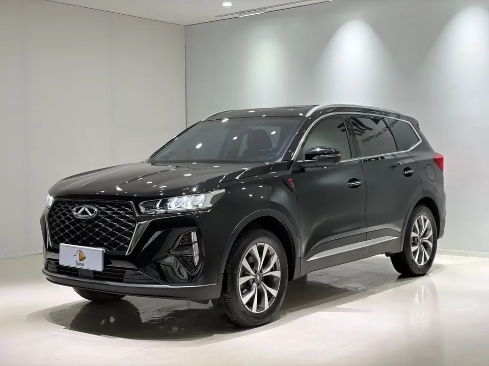 Chery Tiggo 7 Plus Tiggo 7 PLUS 2022 1.5T CVT Royal Yellow Limited Edition Premium 2023 — photo 1, buy with delivery to Moscow