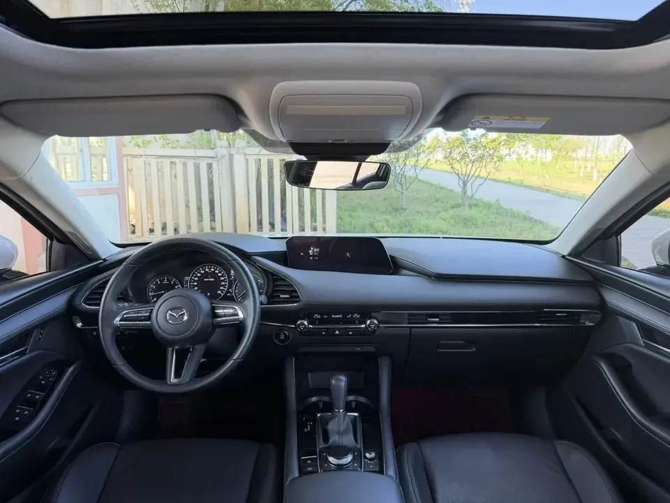 Mazda Axela Mazda3 Angkesela 2021 2.0L Automatic Quality Edition 2022 — thumbnail 4