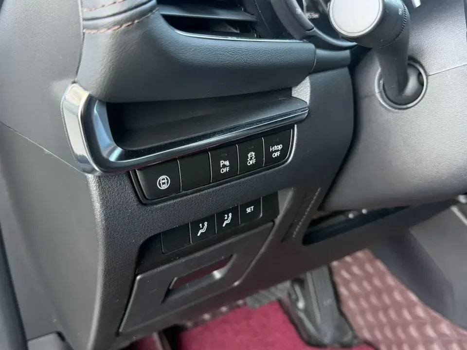 Mazda Axela Mazda3 Angkesela 2021 2.0L Automatic Quality Edition 2022 — thumbnail 5