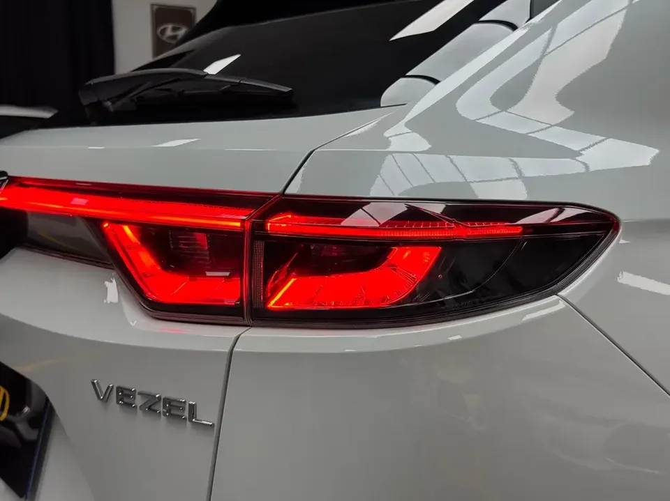 Honda VEZEL Binzhi 2023 1.5L CVT Pioneer Edition 2023 — thumbnail 3