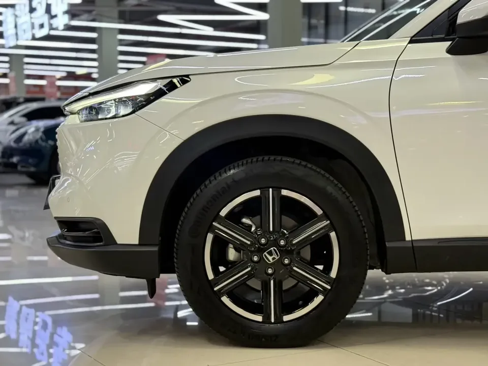 Honda VEZEL Binzhi 2023 1.5L CVT Elite Edition 2024 — thumbnail 3
