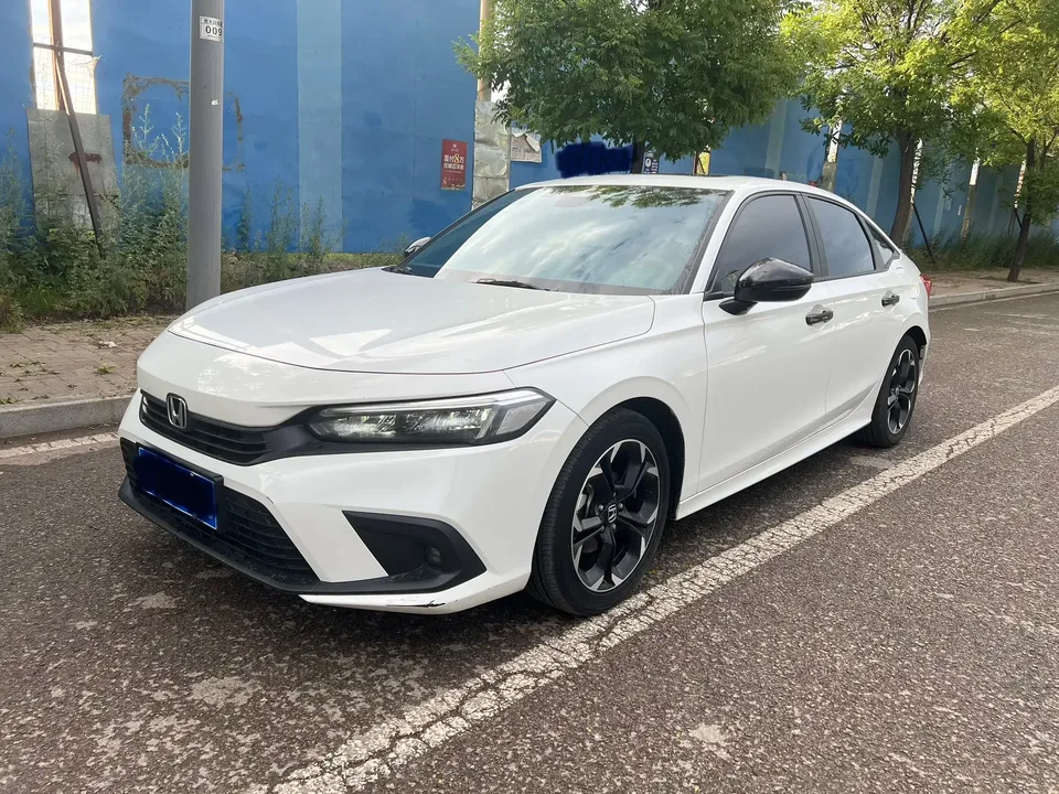 Honda CIVIC Civic 2022 240TURBO CVT Dynamic Edition 2022 — photo 1, buy with delivery to Moscow