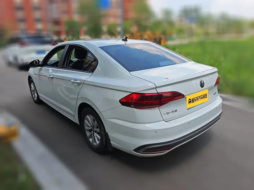 Volkswagen Bora Bora 2023 1.5L Automatic Limited Edition 2023 — thumbnail 4