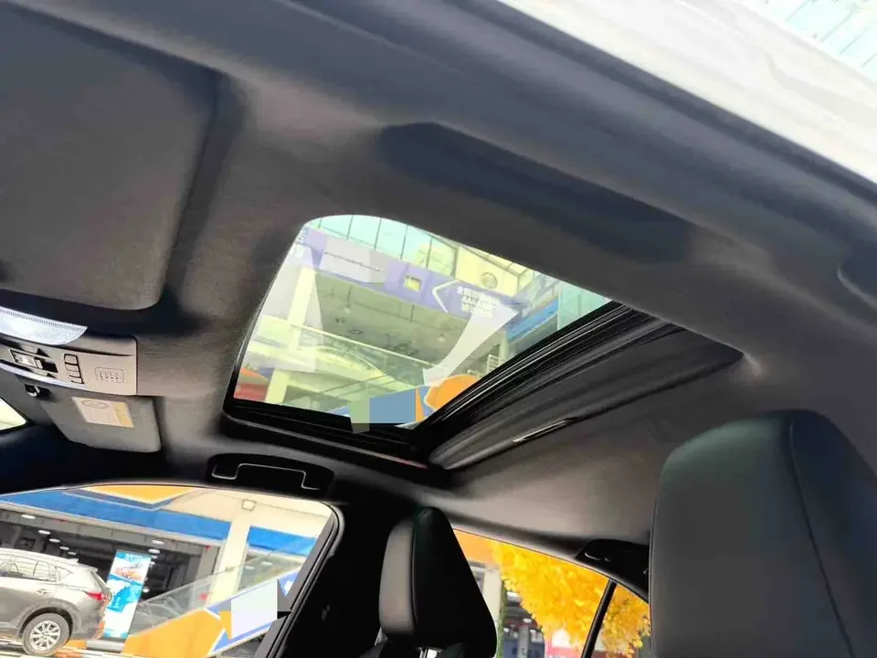 Toyota Levin Lei Ling 2022 Dual Engine 1.8H E-CVT Sports Edition 2022 — thumbnail 5