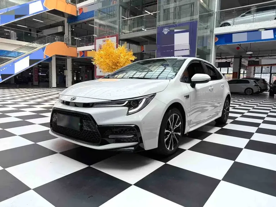 Toyota Levin Lei Ling 2022 Dual Engine 1.8H E-CVT Sports Edition 2022 — photo 1, buy with delivery to Moscow