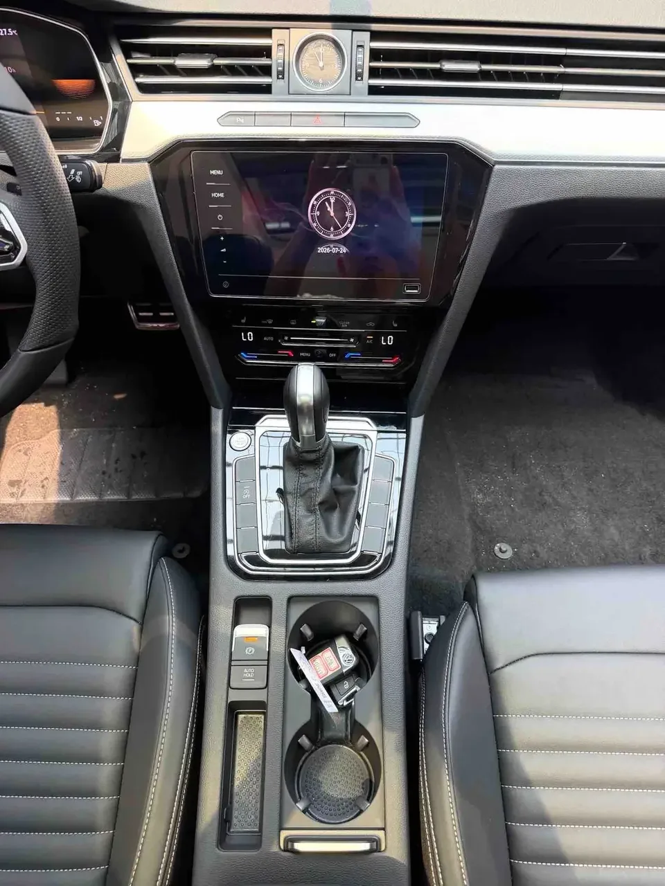 Volkswagen Magotan Magotan 2023 2 millionth anniversary edition 280TSI DSG comfort model 2023 — thumbnail 3