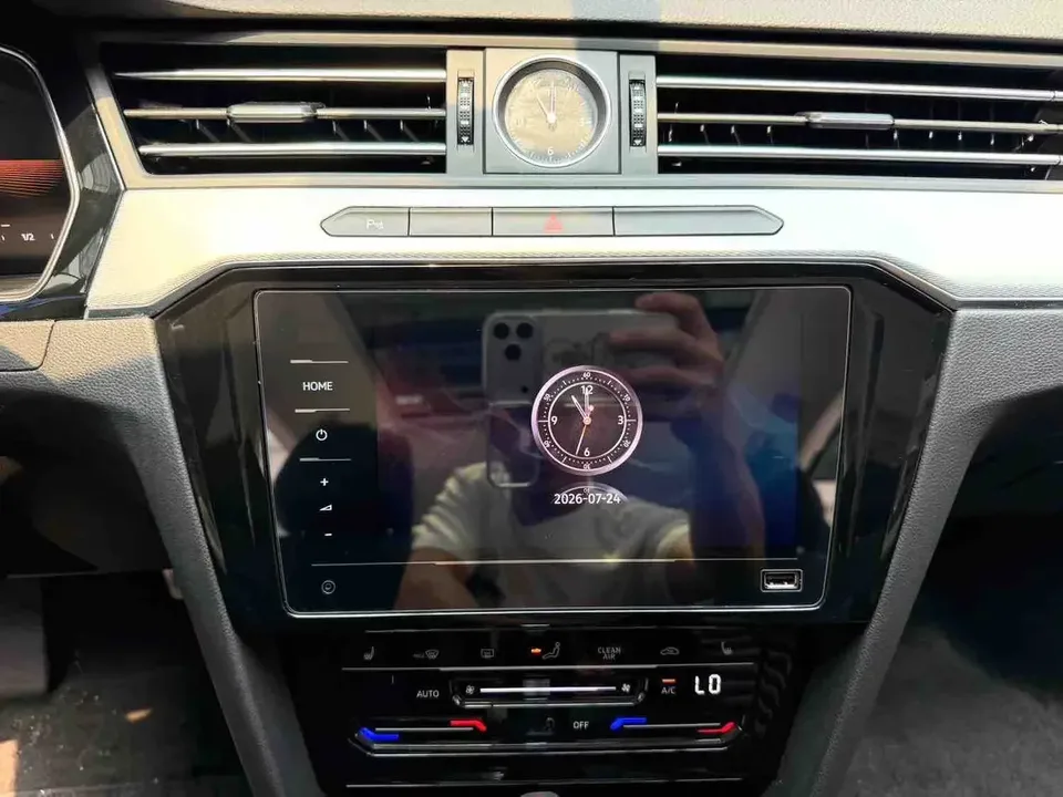Volkswagen Magotan Magotan 2023 2 millionth anniversary edition 280TSI DSG comfort model 2023 — thumbnail 4