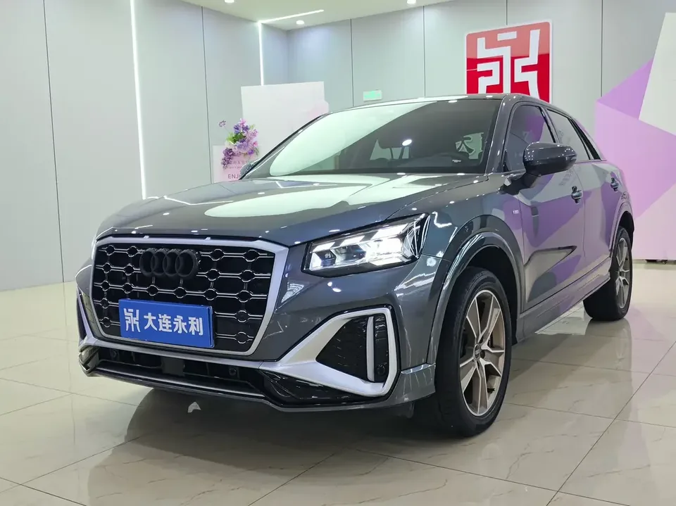 Audi Q2L Audi Q2L 2022 35 TFSI Stylish Dynamic 2022 — photo 1, buy with delivery to Moscow