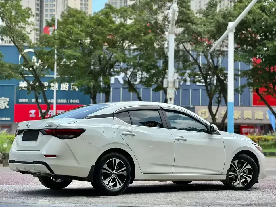 Nissan Sylphy Sylphy 2022 1.6L XL CVT Enjoy Edition 2023 — миниатюра 3