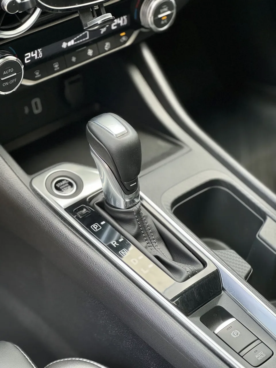 Nissan Sylphy Sylphy 2022 1.6L XL CVT Enjoy Edition 2023 — миниатюра 4